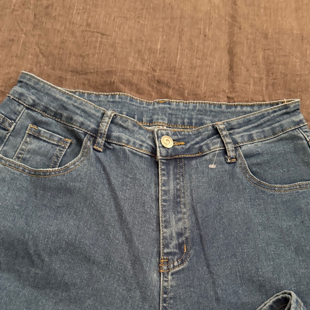 Embroidered on Rear Blue Jeans - Picture 3 of 3
